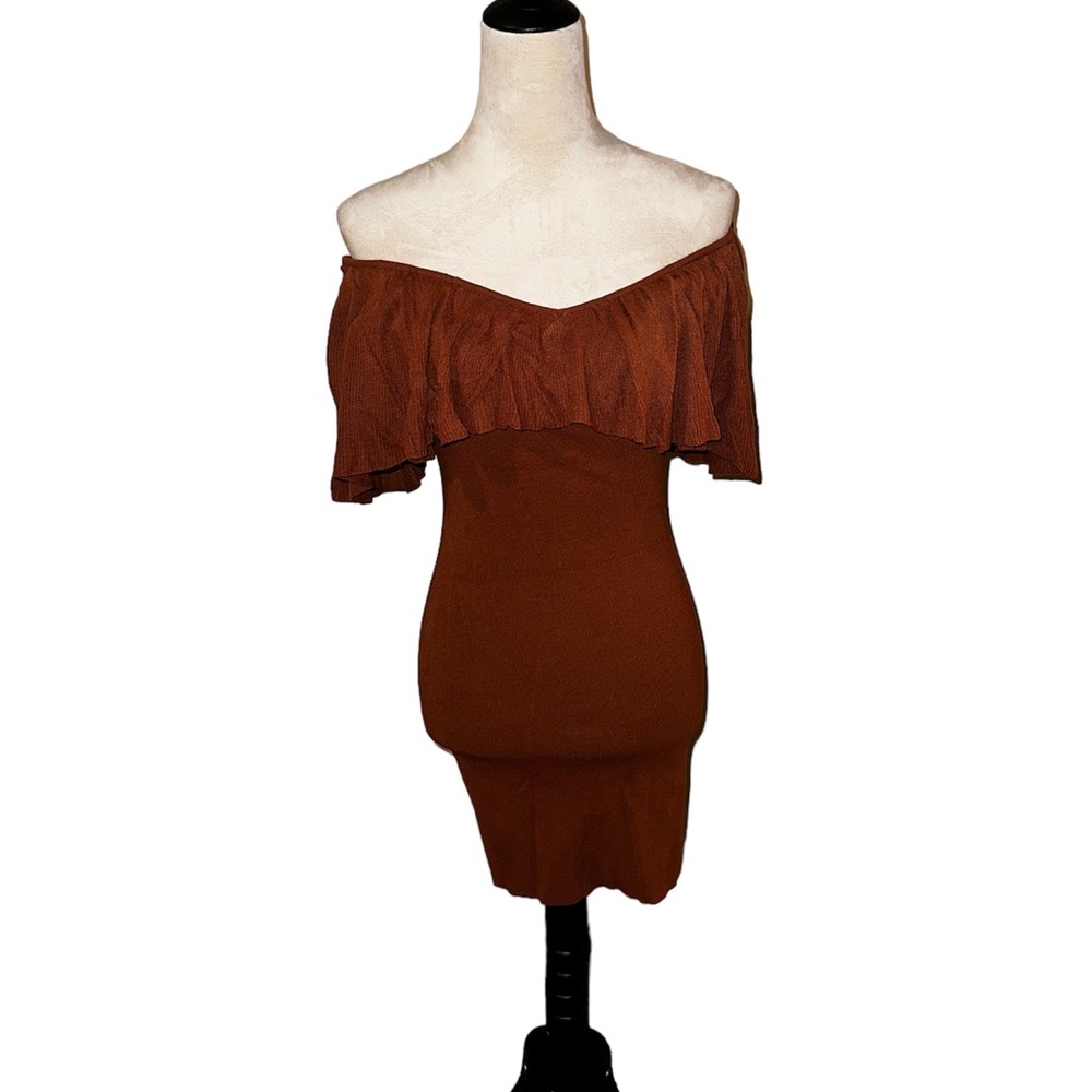 Bonito Brown off the shoulder dress🍁